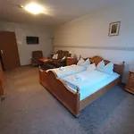 Mueller Hotel 2*