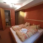 Mueller Hotel