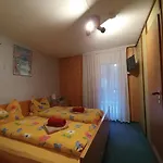 Mueller Hotel 2*