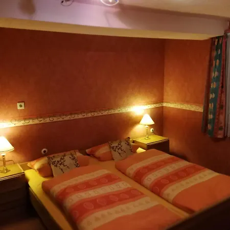 Otel Mueller 2*
